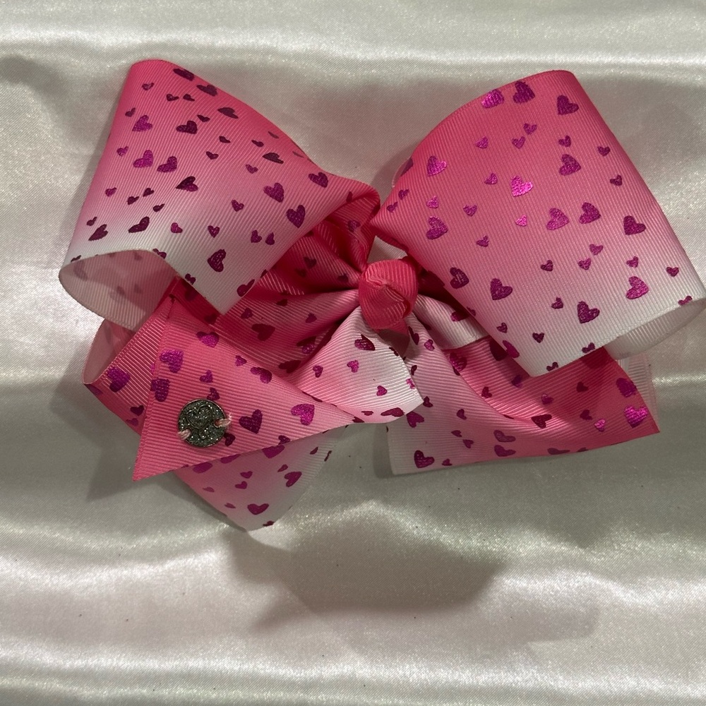 Pink Ombre Heart Hair Bow- bundle 2+ and save on shipping.